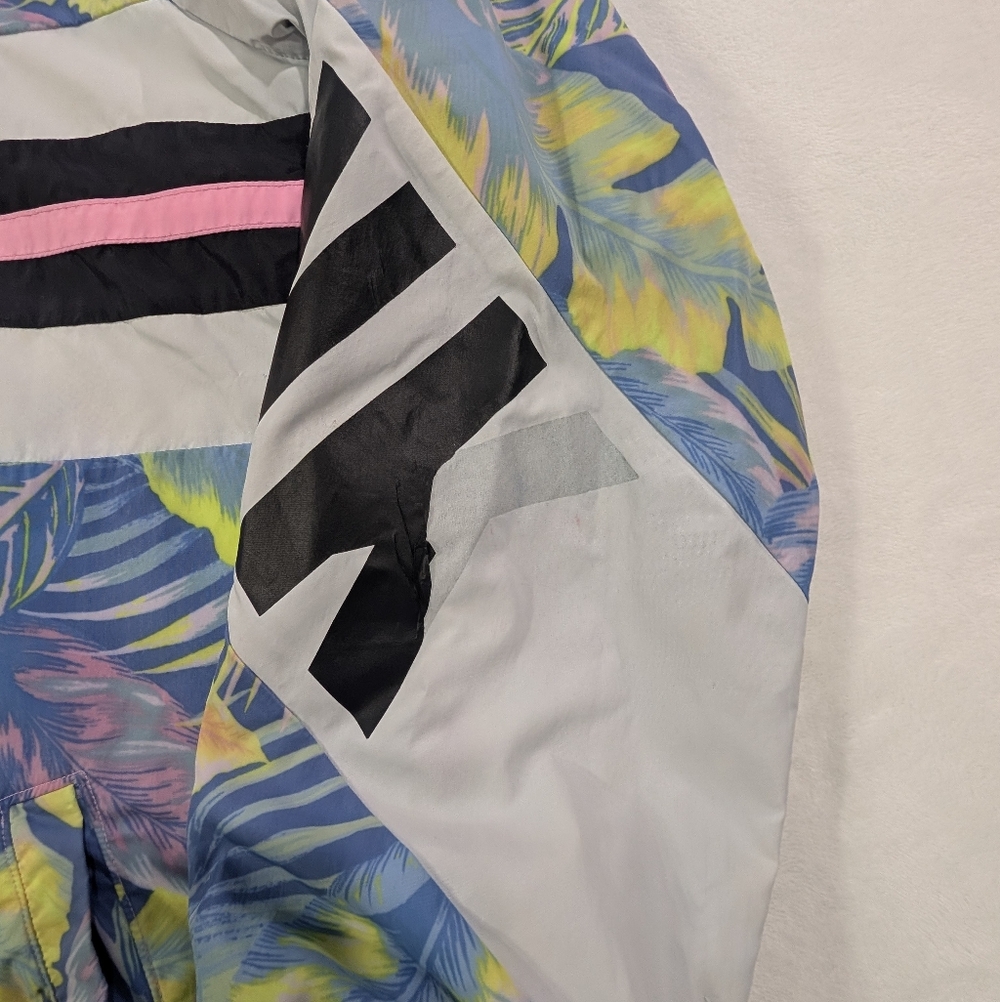 PINK Victoria Secret Tropical Floral Sherpa Lined Coaches Jacket Medium - Picture 6 of 8